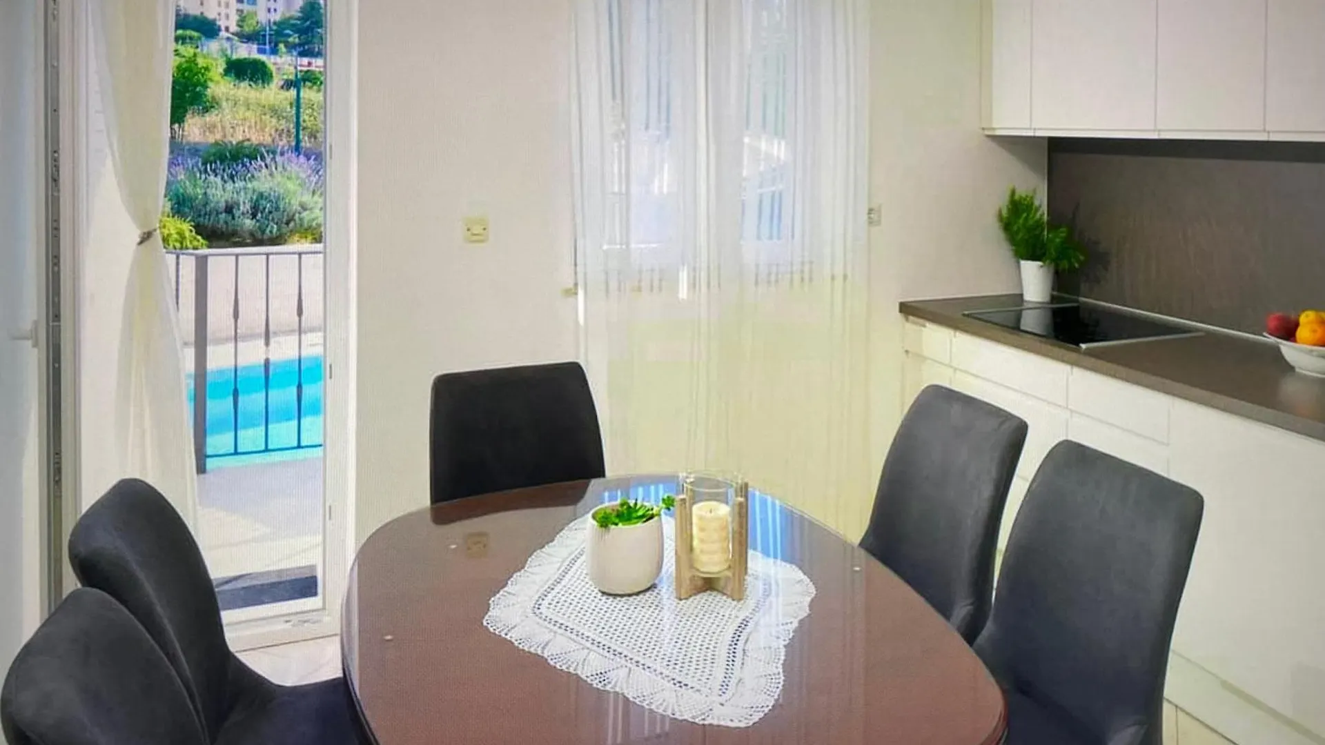 Modern Villa Quiet Split Vikendica